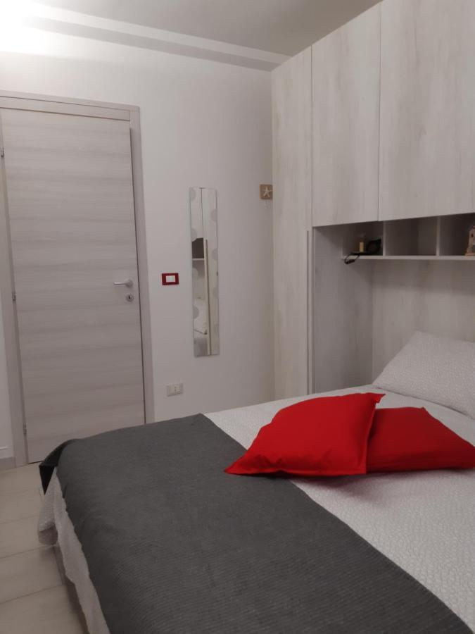 Apartamento Soleil Royal Piano Terra Viareggio Exterior foto